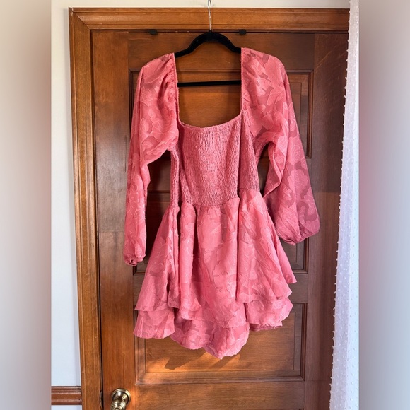 Harper & Ivy Long Sleeve Floral Romper - Picture 7 of 9